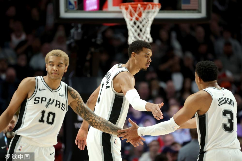 他在接受多 他在接受多